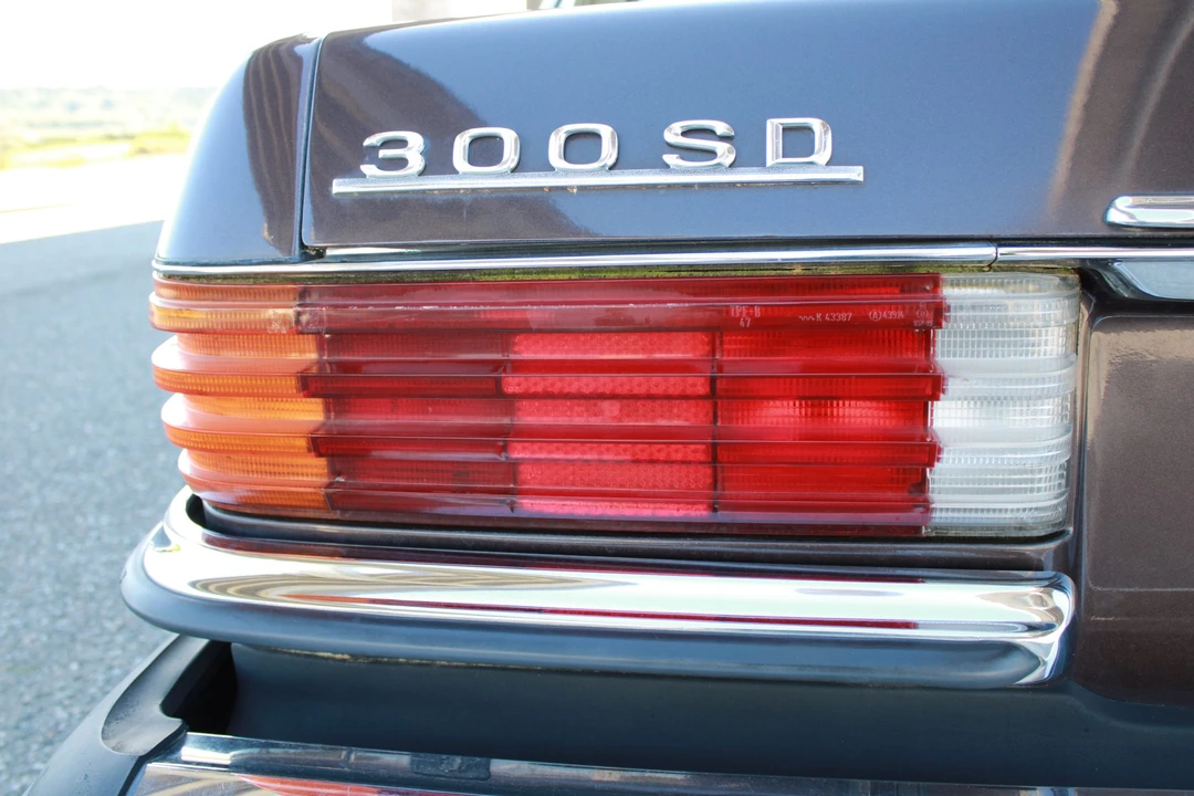 1980 Mercedes-Benz W116 S-Class - Image 30 of 31