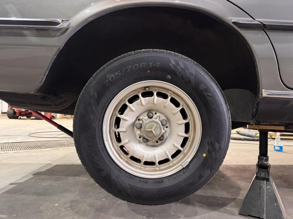 1980 Mercedes-Benz W116 S-Class - Image 29 of 31