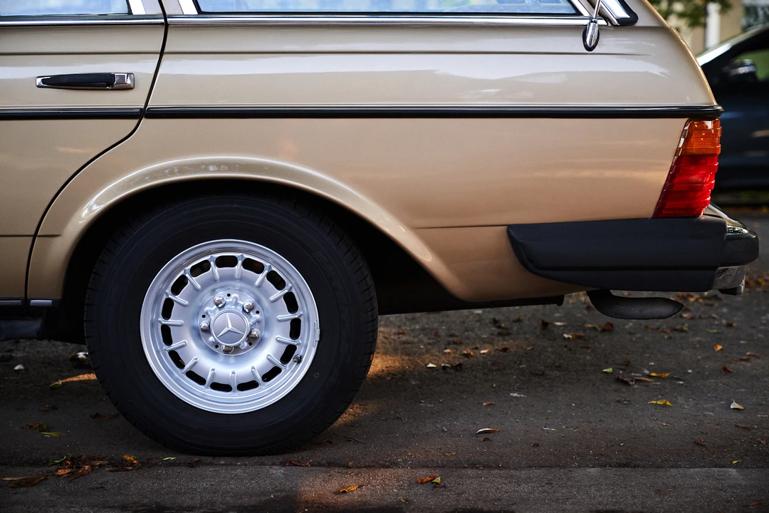 1980 Mercedes-Benz W123 Wagon (S123) - Image 26 of 31