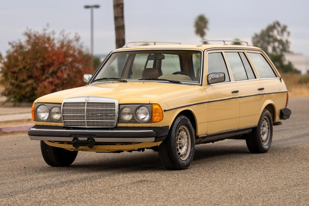1980 Mercedes-Benz E-Class - Image 7 of 31
