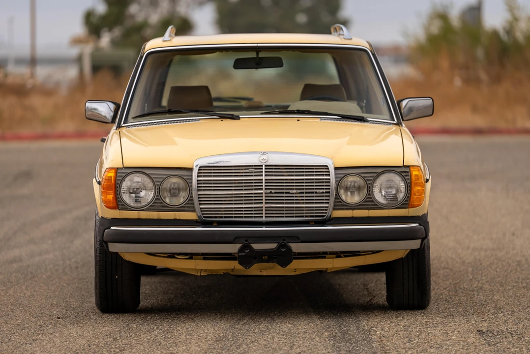 1980 Mercedes-Benz E-Class - Image 6 of 31
