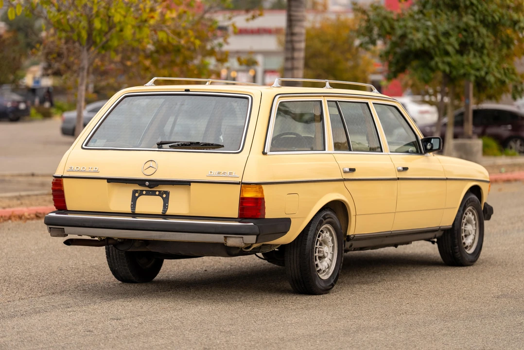 1980 Mercedes-Benz E-Class - Image 15 of 31