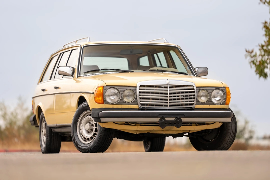 1980 Mercedes-Benz E-Class - Image 26 of 31