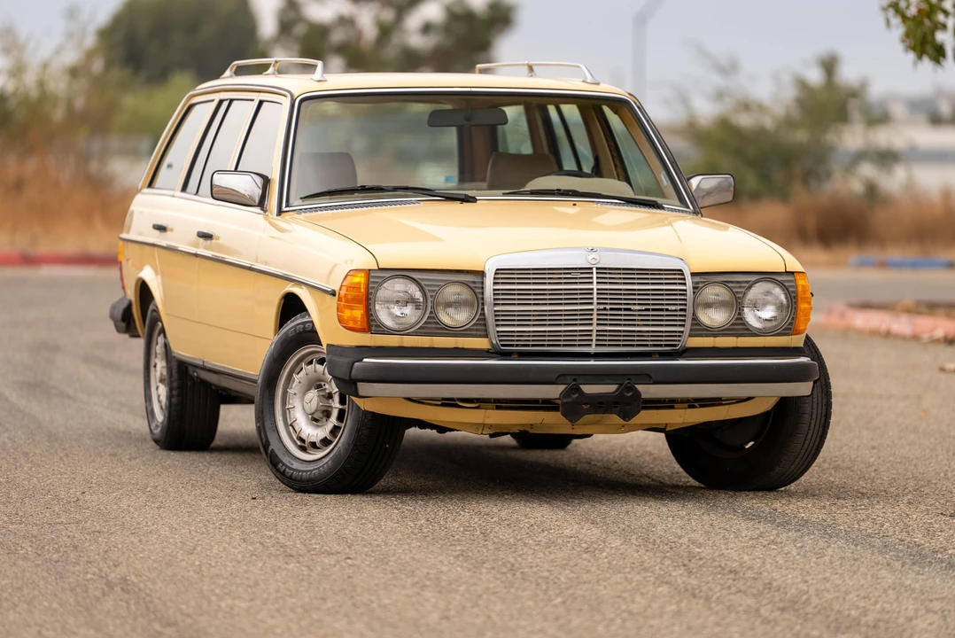 1980 Mercedes-Benz E-Class - Image 25 of 31