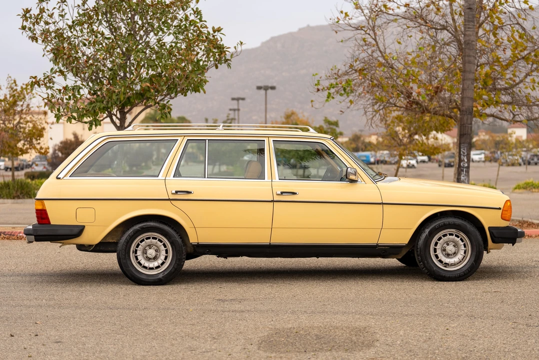 1980 Mercedes-Benz E-Class - Image 16 of 31