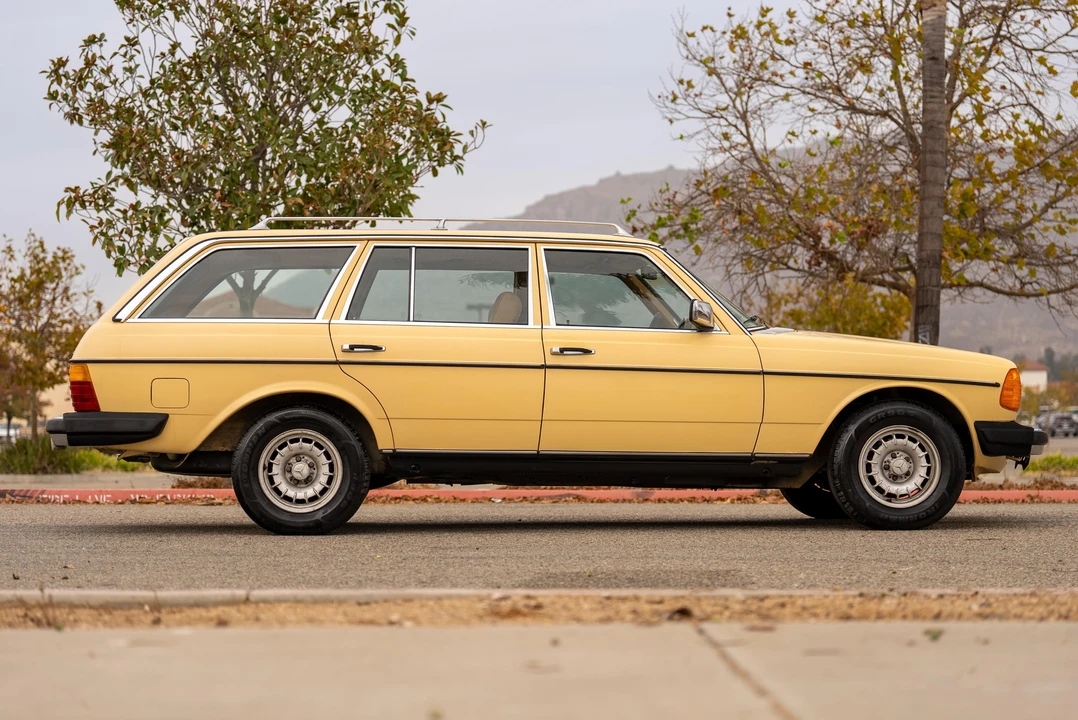 1980 Mercedes-Benz E-Class - Image 17 of 31