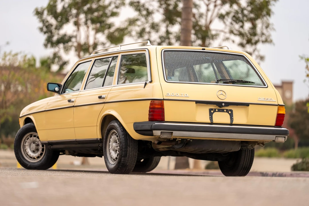 1980 Mercedes-Benz E-Class - Image 12 of 31