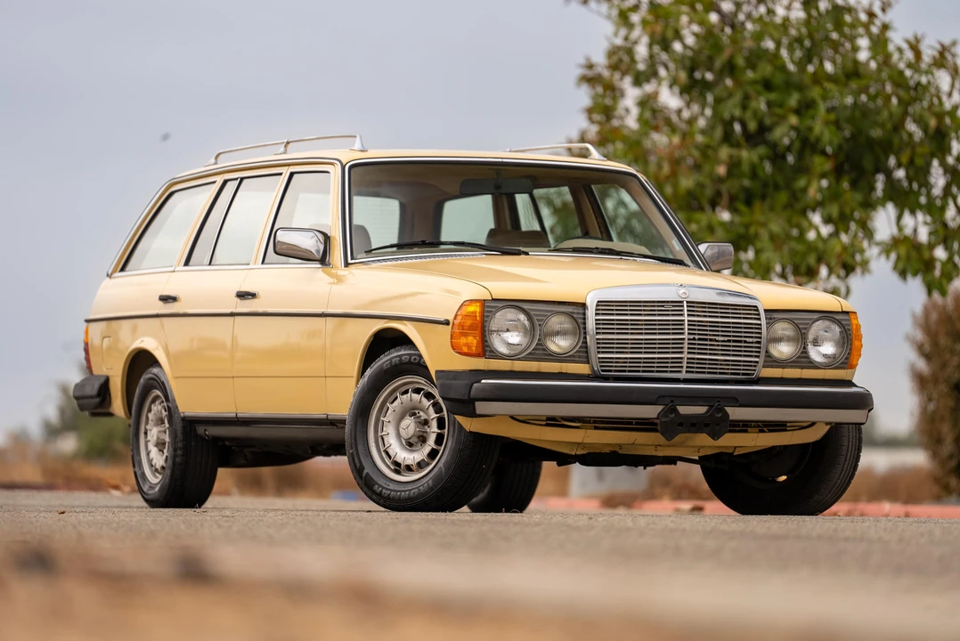 1980 Mercedes-Benz E-Class - Image 20 of 31