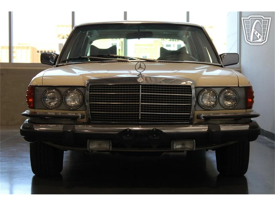 1980 Mercedes-Benz 450SEL - Image 26 of 31