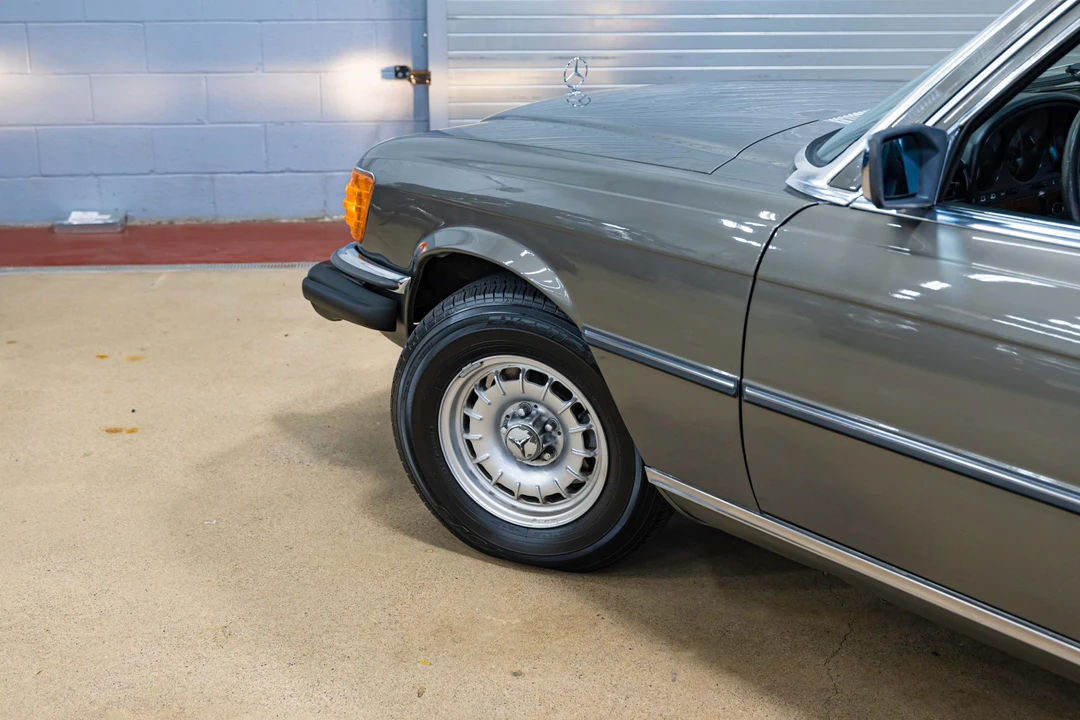 1980 Mercedes-Benz W116 S-Class - Image 17 of 31