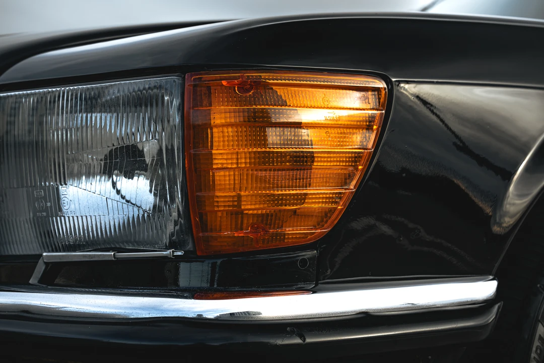 1980 Mercedes-Benz C107 SLC - Image 17 of 31