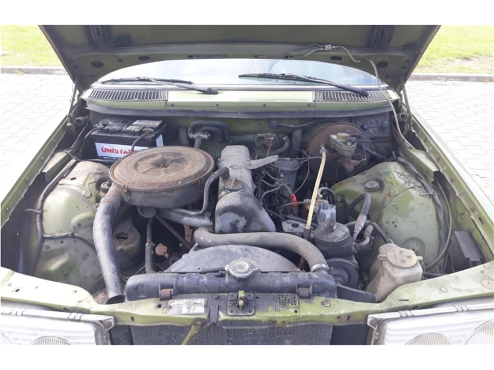 1980 Mercedes-Benz W123 Sedan - Image 6 of 8