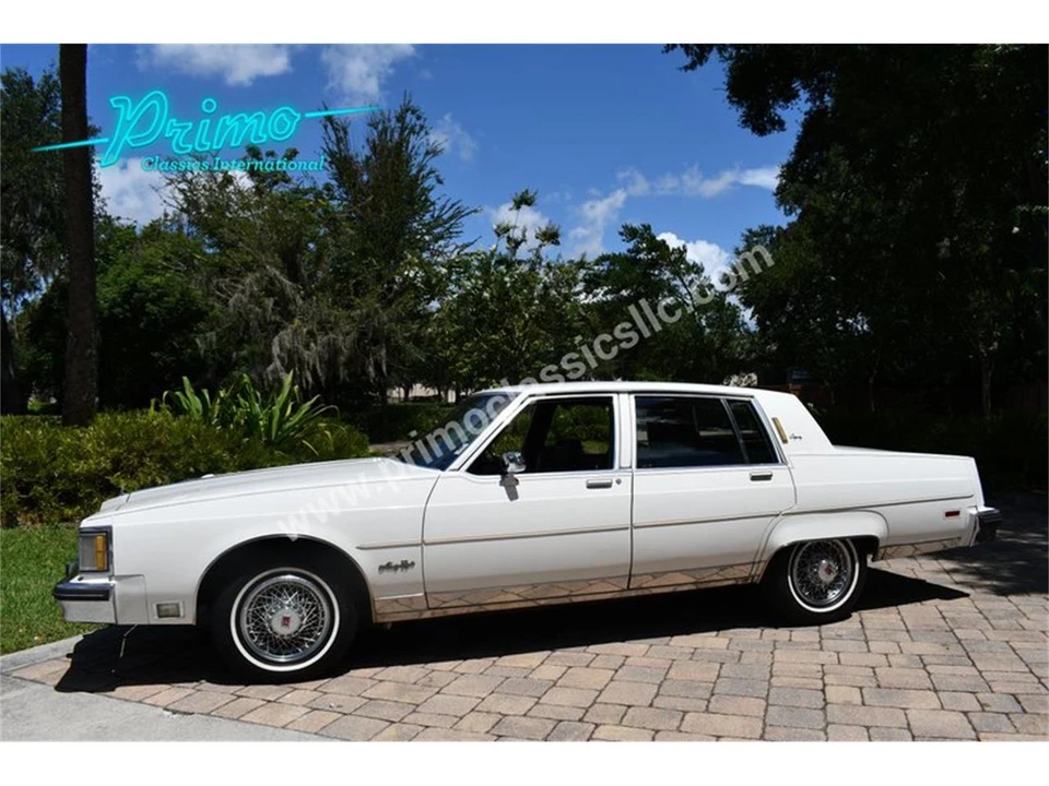 1980 Oldsmobile 98 - Image 3 of 31