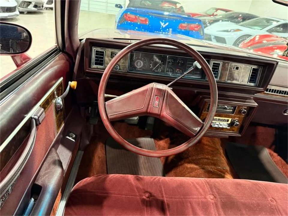 1980 Oldsmobile Cutlass 5th Gen - Image 9 of 10
