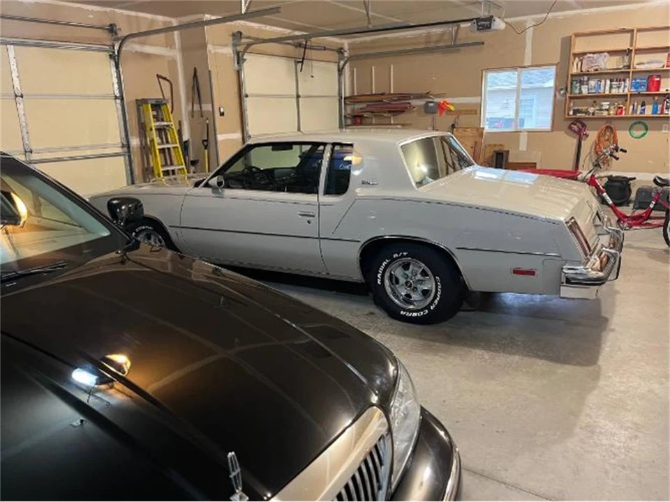 1980 Oldsmobile Cutlass 5th Gen - Image 18 of 25
