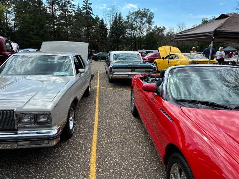1980 Oldsmobile Cutlass 5th Gen - Image 21 of 25
