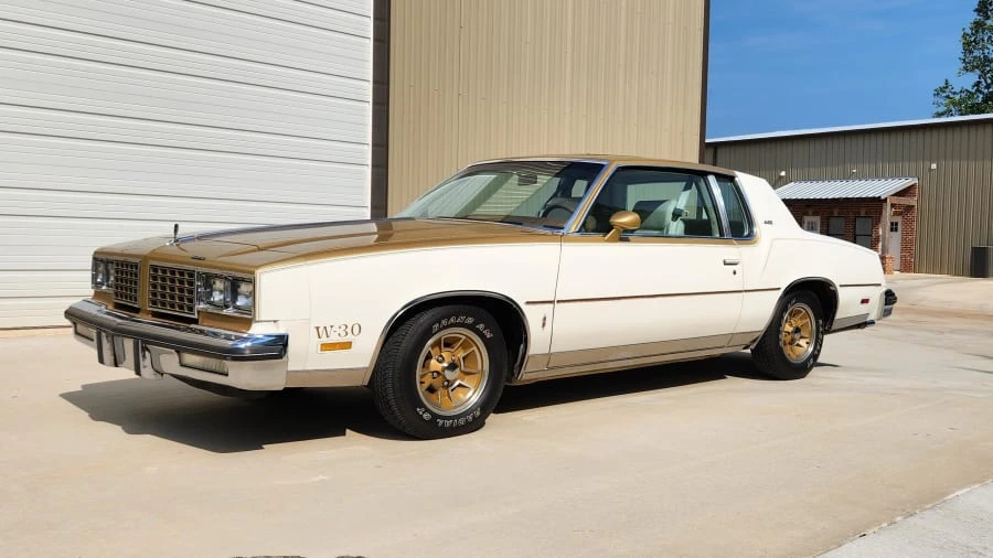 1980 Oldsmobile Cutlass 5th Gen - Image 7 of 17