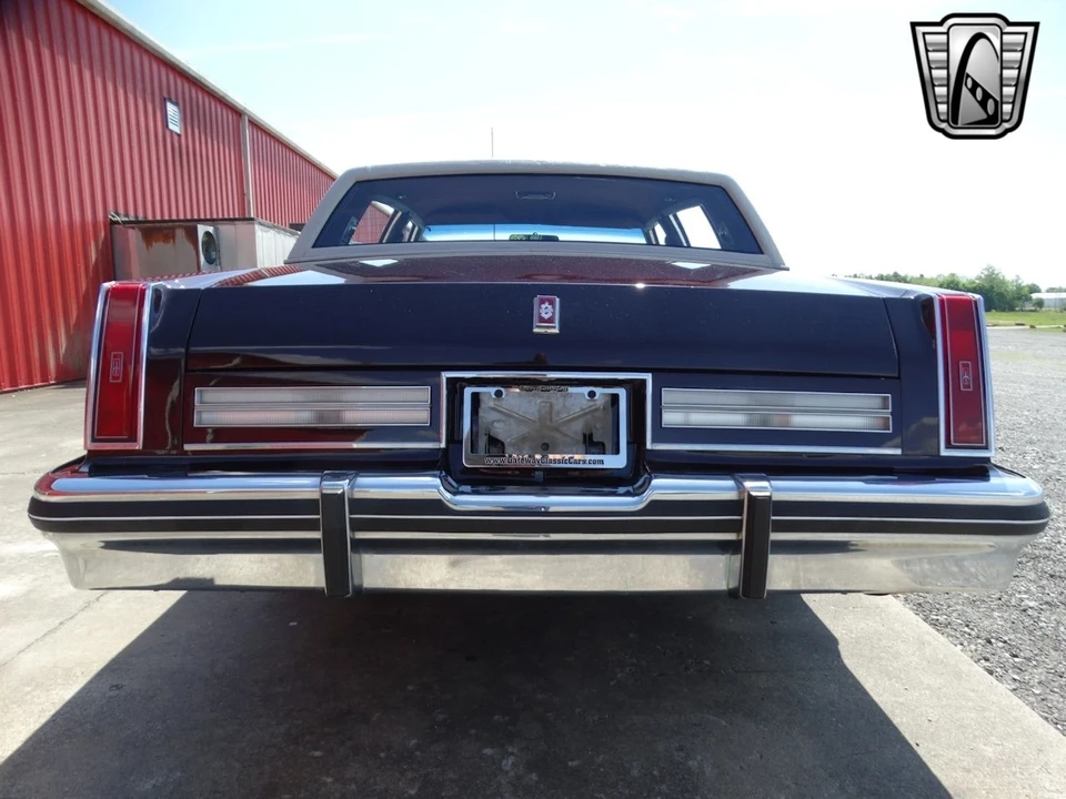 1980 Oldsmobile 98 - Image 8 of 21