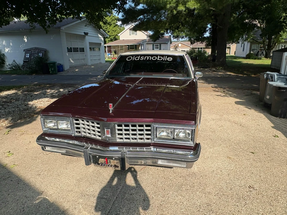 1980 Oldsmobile 98 - Image 2 of 31