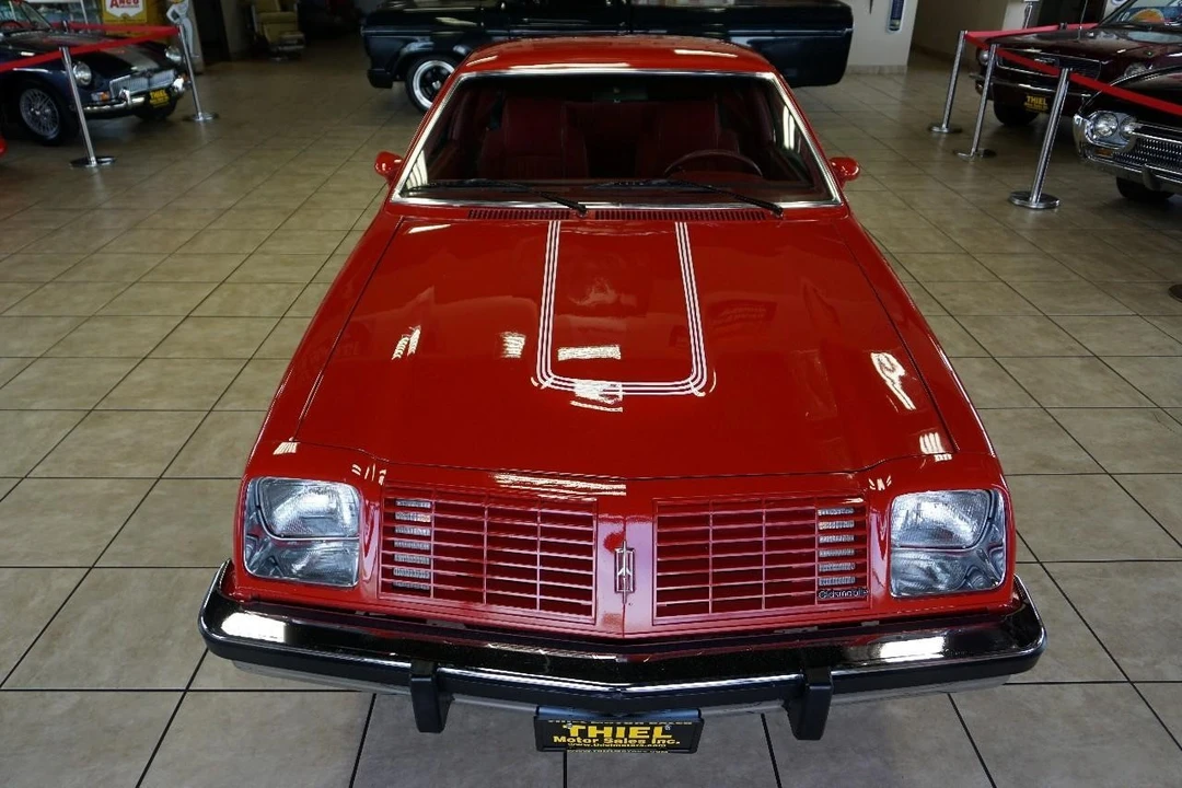 1980 Oldsmobile Starfire - Image 13 of 31