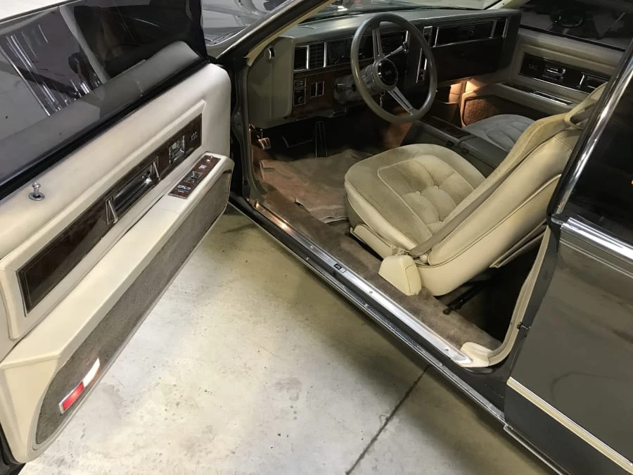 1980 Oldsmobile Toronado - Image 3 of 12