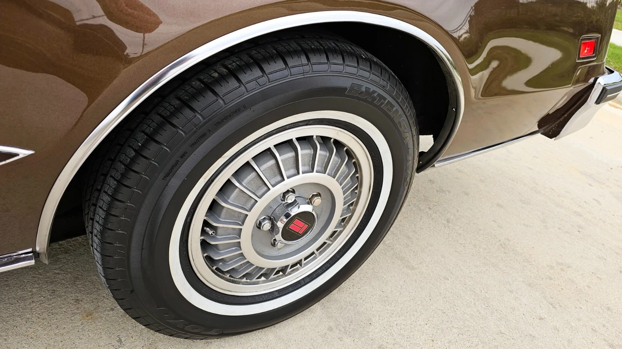 1980 Oldsmobile Toronado - Image 20 of 21