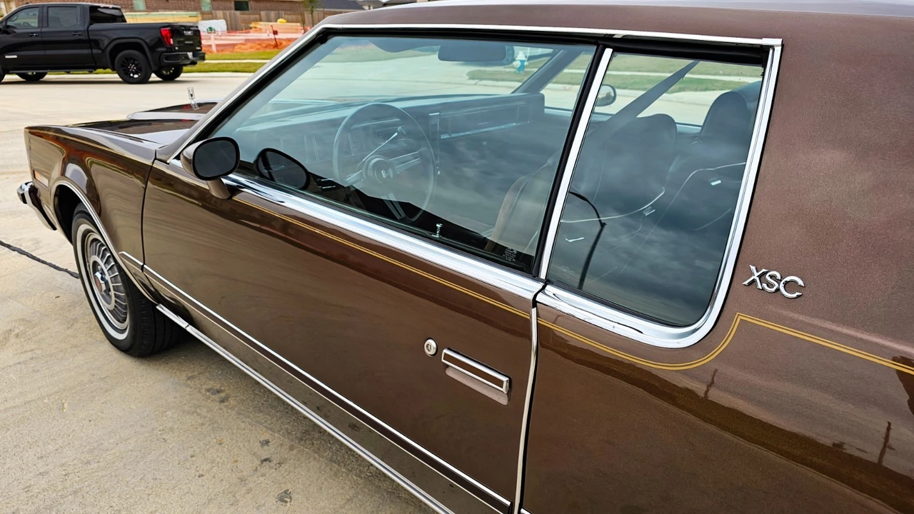 1980 Oldsmobile Toronado - Image 10 of 21