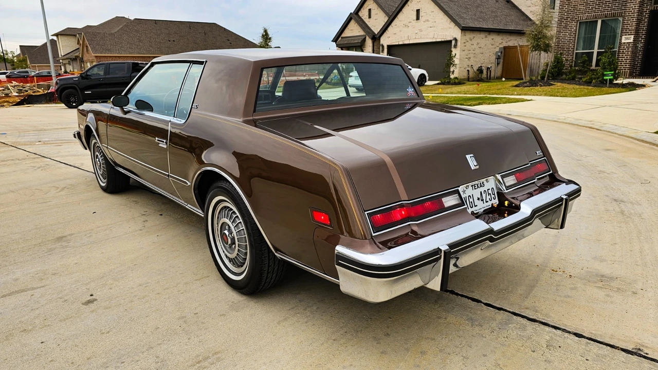 1980 Oldsmobile Toronado - Image 4 of 21