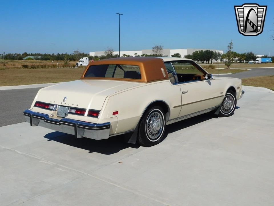 1980 Oldsmobile Toronado - Image 8 of 12