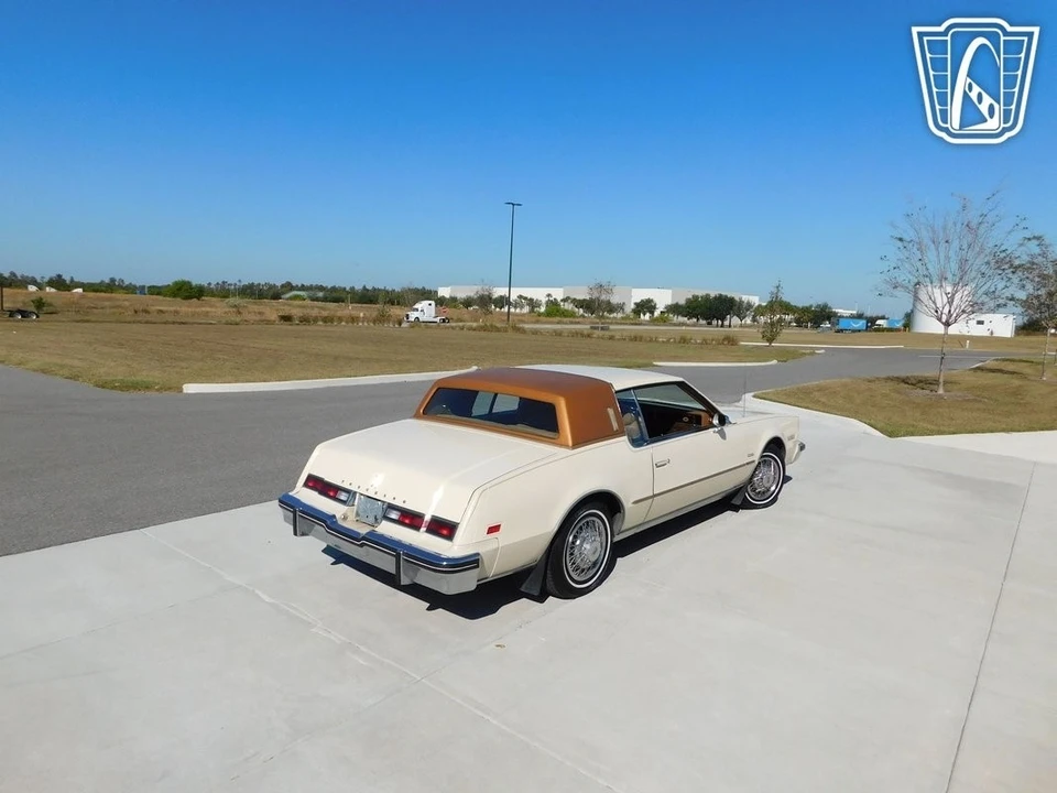 1980 Oldsmobile Toronado - Image 15 of 21