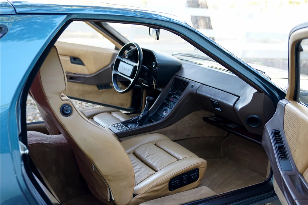1980 Porsche 928 - Image 4 of 5