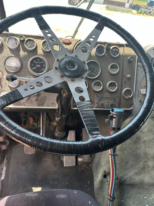 1980 Peterbilt - Image 5 of 10