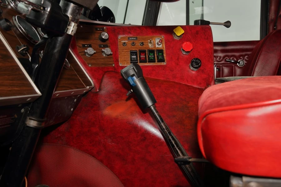 1980 Peterbilt - Image 24 of 31