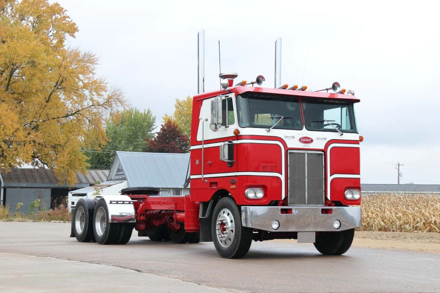 1980 Peterbilt - Image 5 of 31