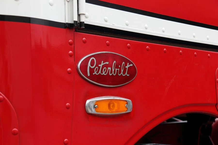 1980 Peterbilt - Image 7 of 31