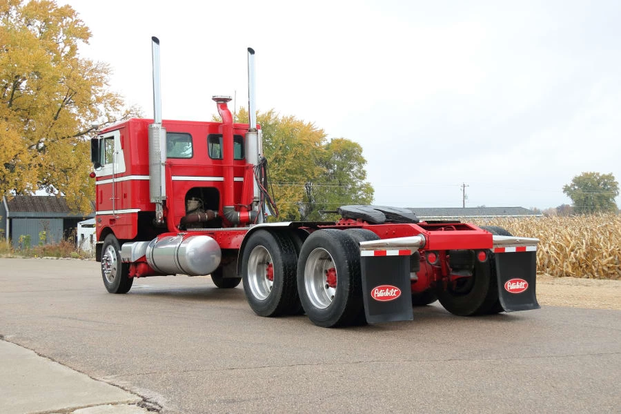 1980 Peterbilt - Image 14 of 31