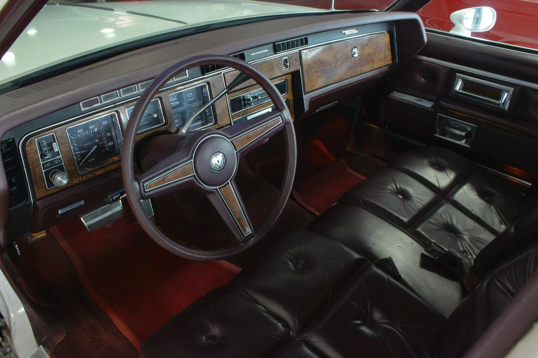 1980 Pontiac Bonneville 5th+ Gen - Image 11 of 31