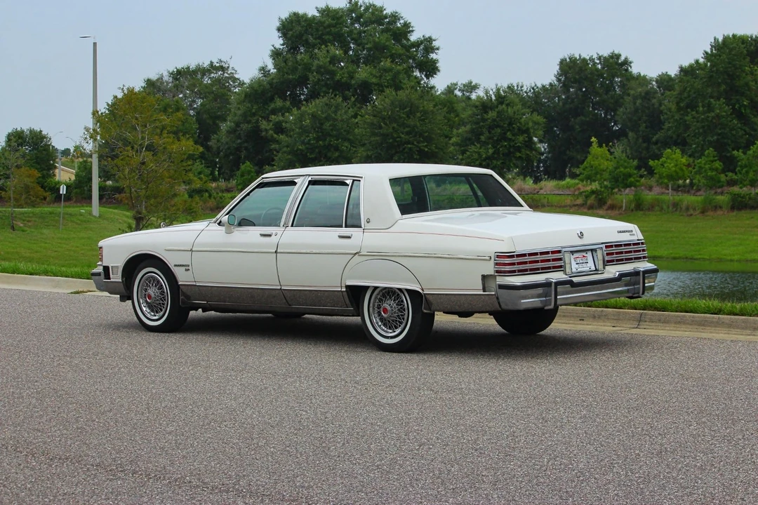 1980 Pontiac Bonneville 5th+ Gen - Image 4 of 31