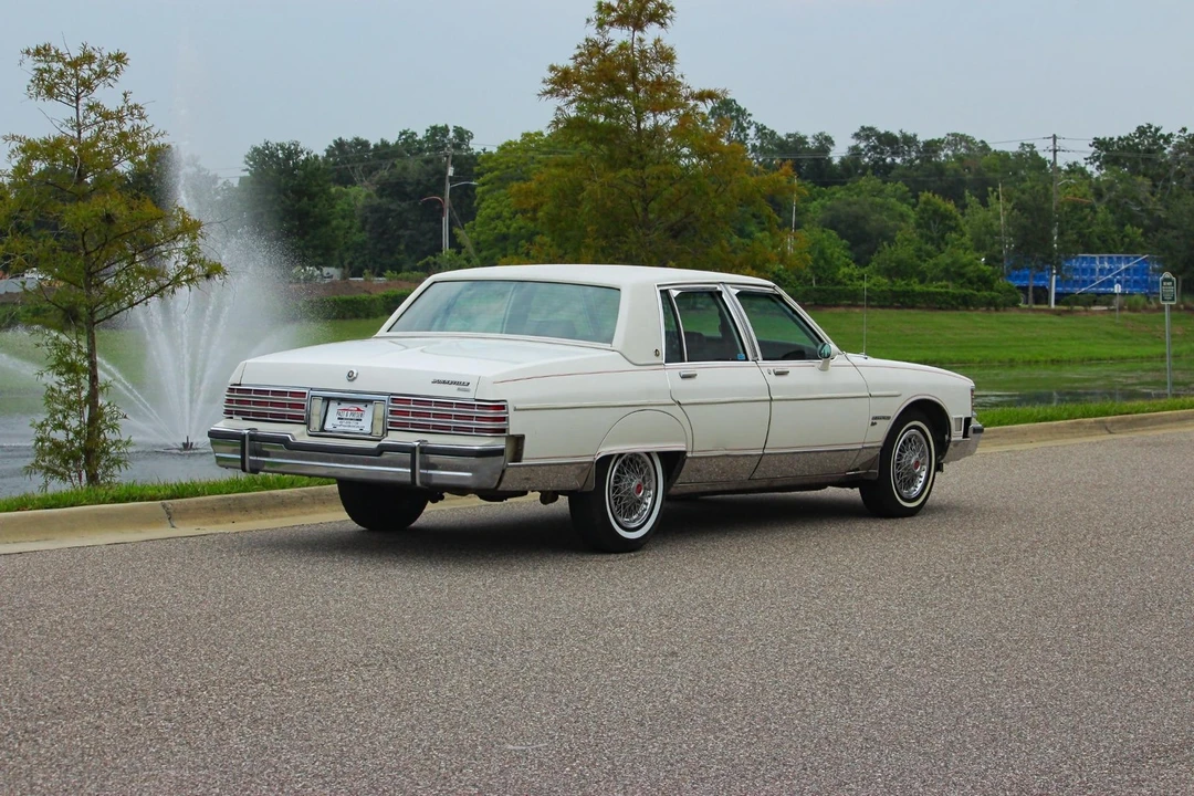 1980 Pontiac Bonneville 5th+ Gen - Image 6 of 31