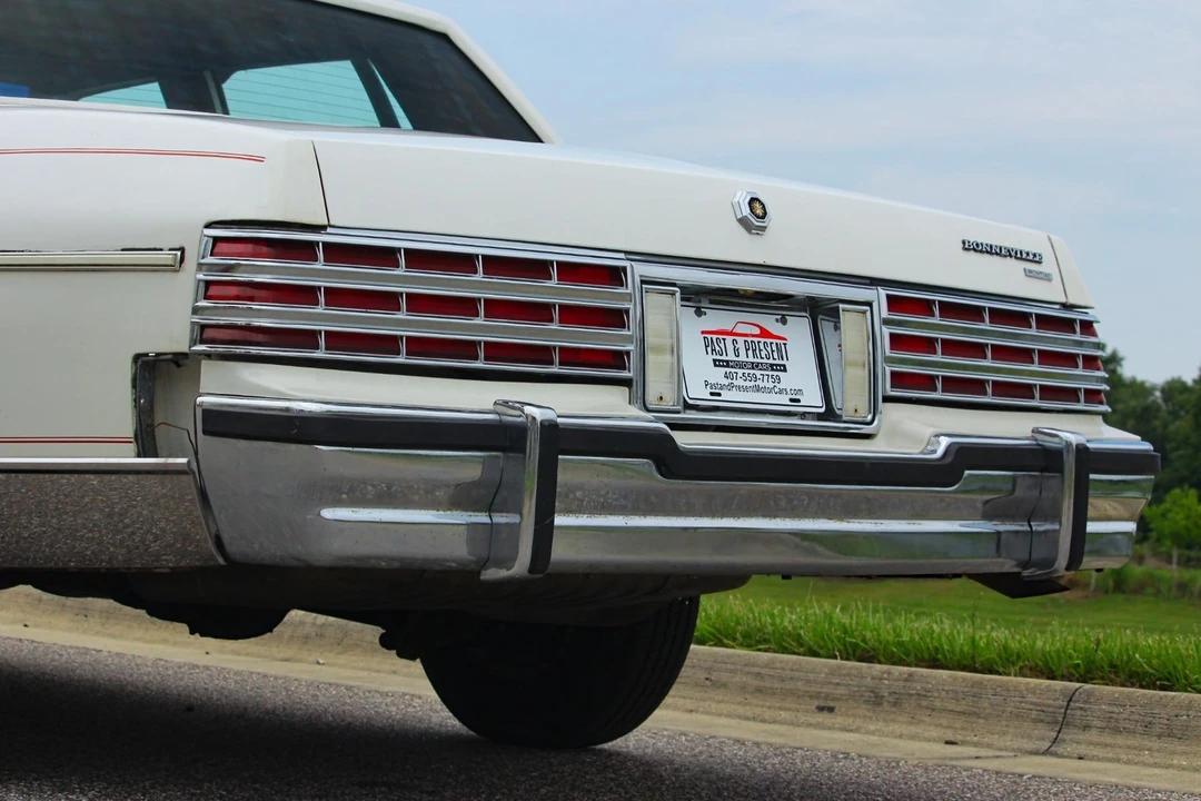 1980 Pontiac Bonneville 5th+ Gen - Image 27 of 31