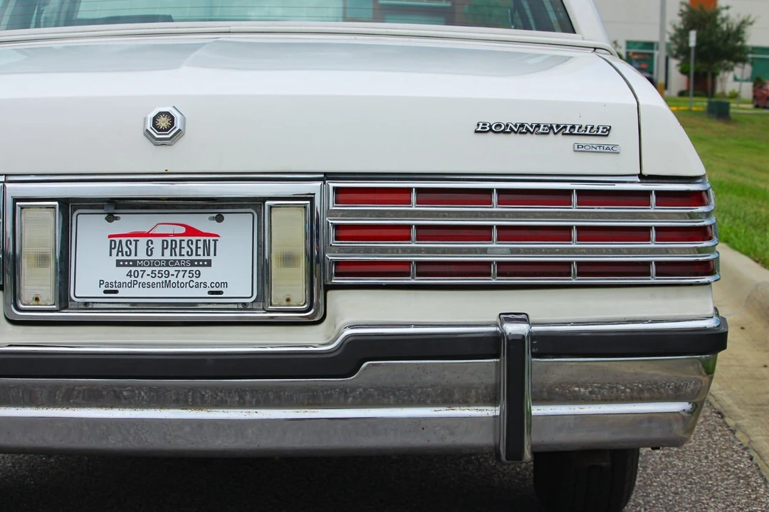 1980 Pontiac Bonneville 5th+ Gen - Image 24 of 31