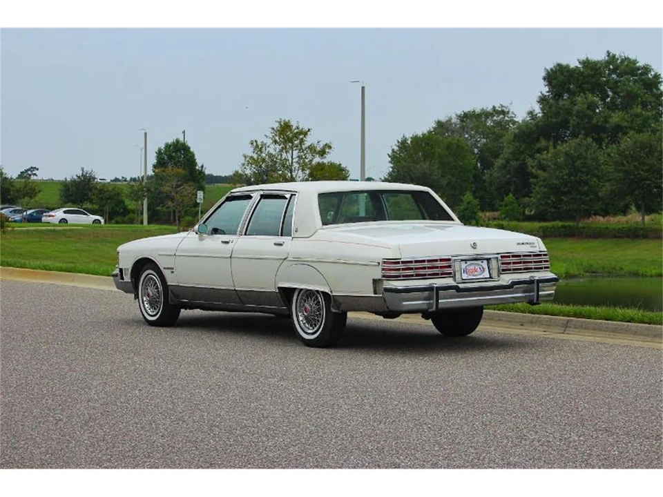 1980 Pontiac Bonneville 5th+ Gen - Image 7 of 12