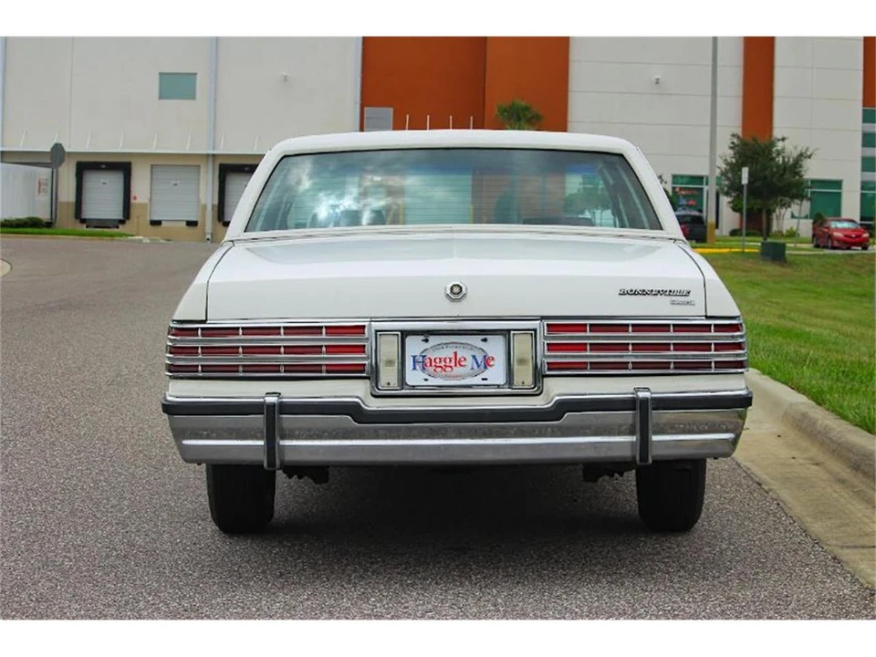 1980 Pontiac Bonneville 5th+ Gen - Image 4 of 12