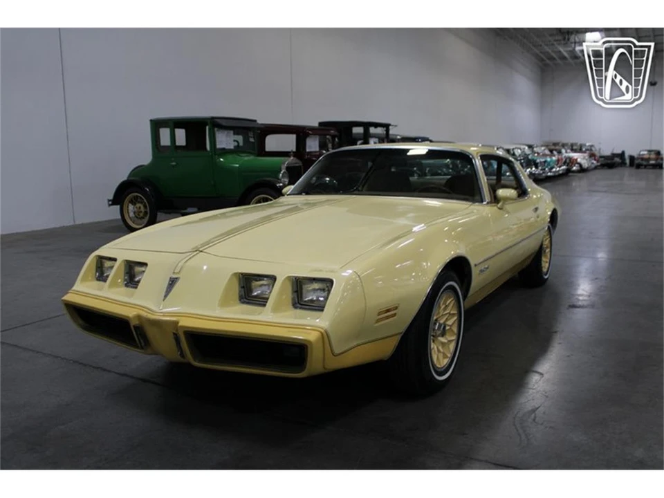 1980 Pontiac Firebird 2nd Gen - Image 11 of 31