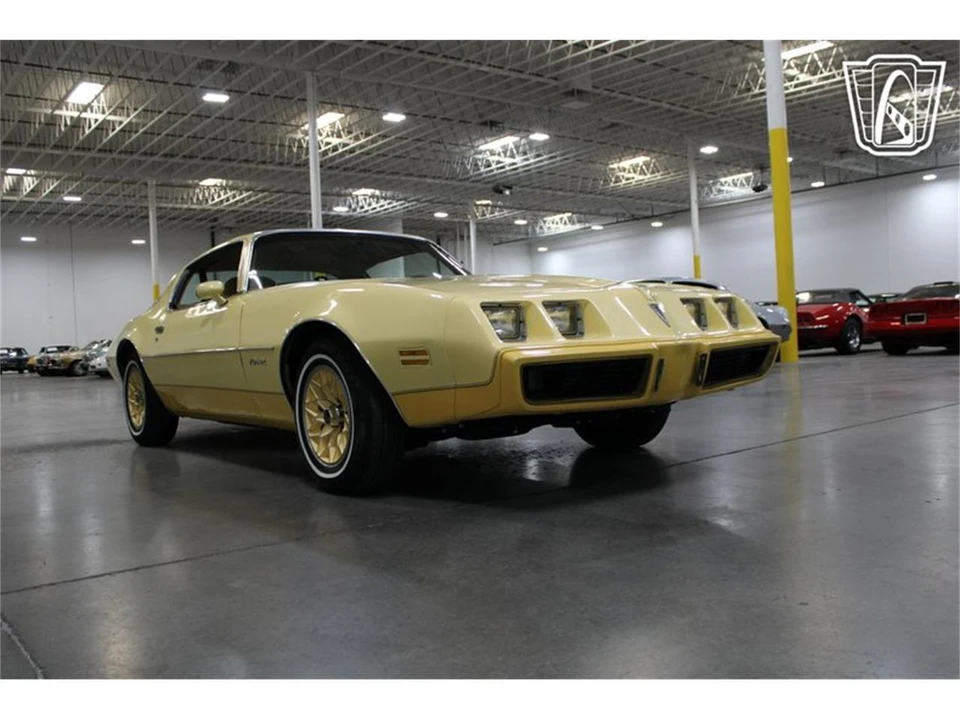 1980 Pontiac Firebird 2nd Gen - Image 25 of 31