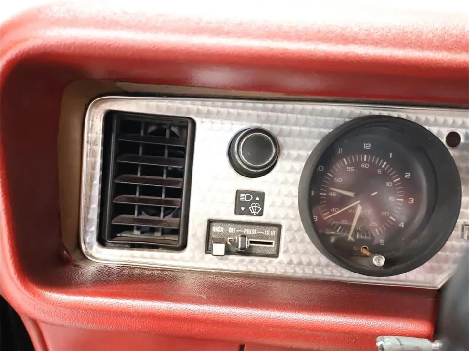 1980 Pontiac Firebird 2nd Gen - Image 16 of 31