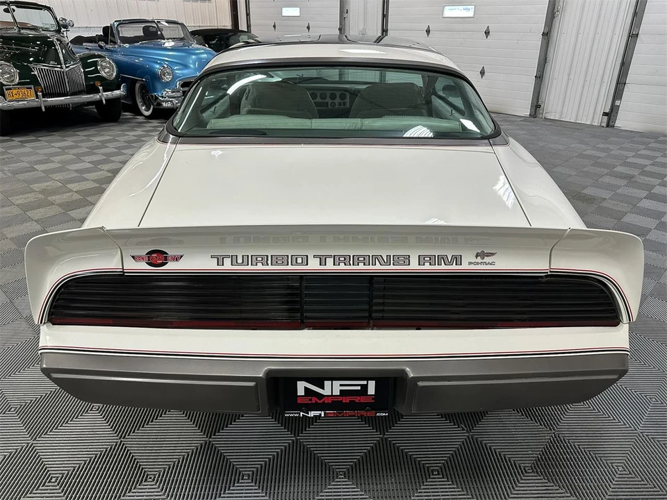 1980 Pontiac Firebird 2nd Gen - Image 9 of 31