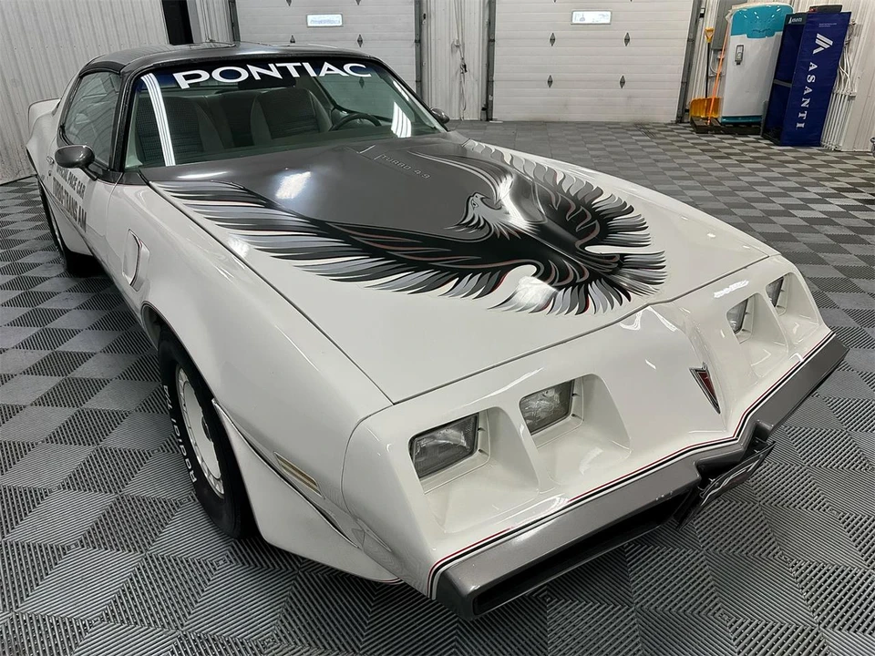1980 Pontiac Firebird 2nd Gen - Image 5 of 31