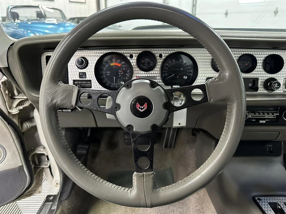 1980 Pontiac Firebird 2nd Gen - Image 25 of 31