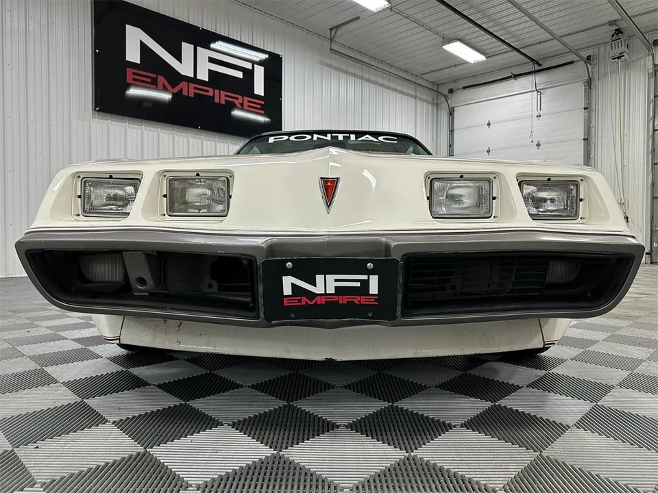 1980 Pontiac Firebird 2nd Gen - Image 14 of 31